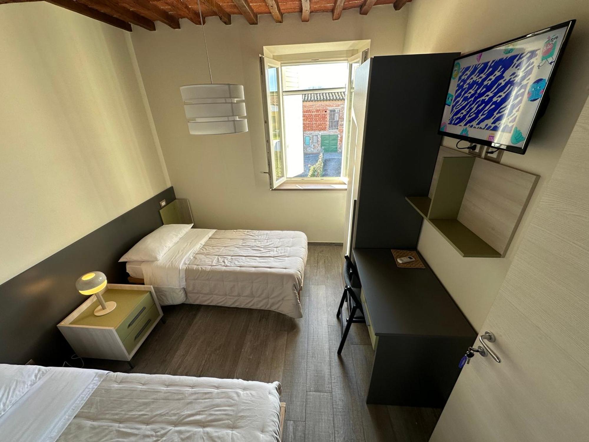 Locazione Turistica Rania Hotel Лука Екстериор снимка